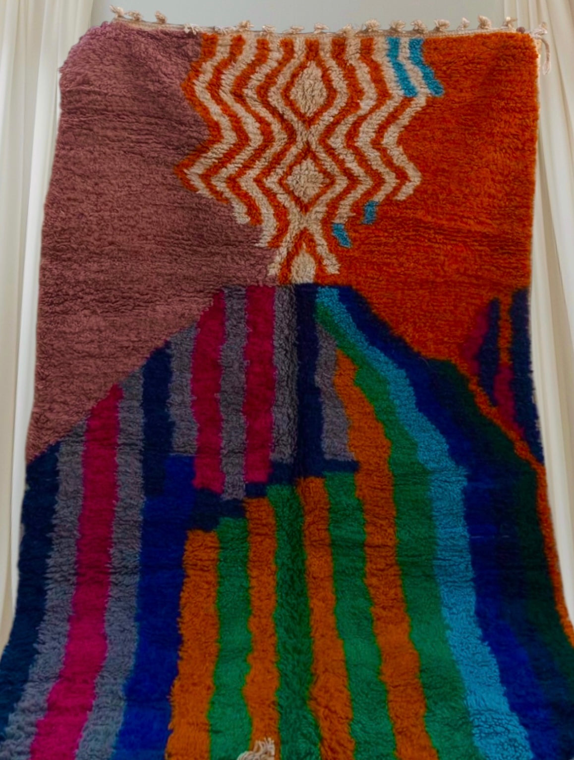 Beni Ouarain Rug size 250 x 150 cm || 8.2 x 4.92 ft