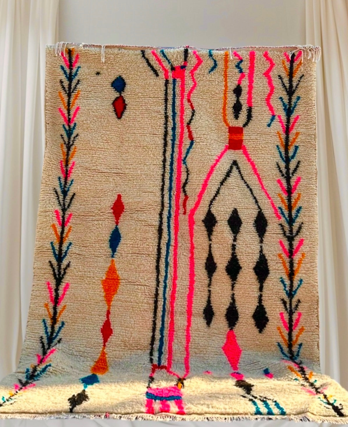 Azilal Rug, size 300 x 200 cm || 9.84 x 6.56 ft