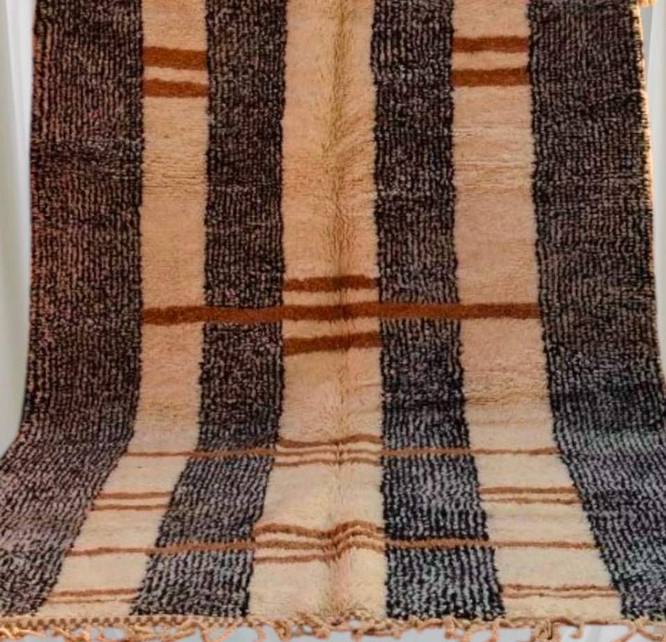 Beni Ouarain Rug size 300 x 200 cm || 9.84 x 6.56 ft
