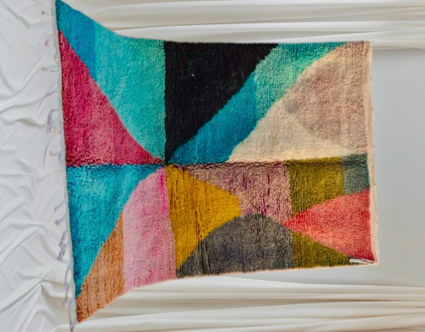 Beni Ouarain Rug size 250 x 150 cm || 8.2 x 4.92 ft