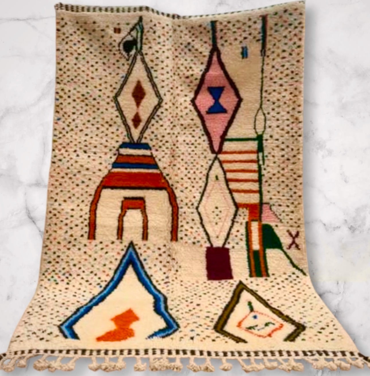 Handmade Azilal Rug, size 250 x 150 cm || 8.2 x 4.92 ft