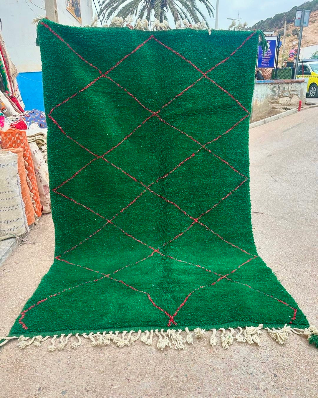 Beni Ouarain Rug size 270 x 170 cm || 8.85 x 5.57 ft