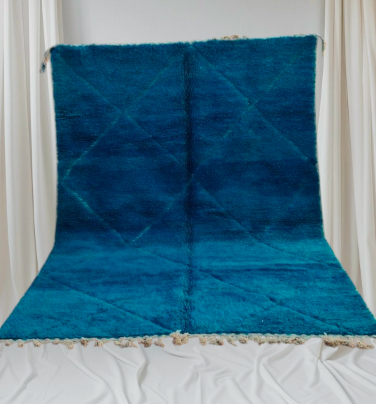 Beni Ouarain Rug size 300 x 200 cm || 9.84 x 6.56 ft