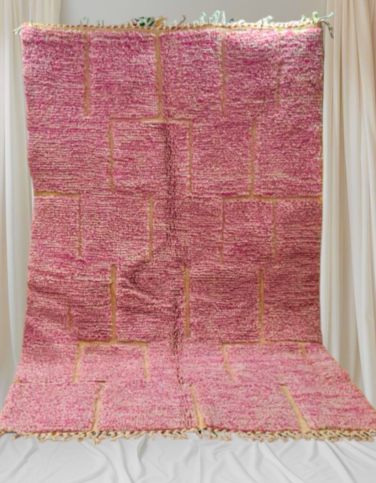 Beni Ouarain Rug size 250 x 150 cm || 8.2 x 4.92 ft