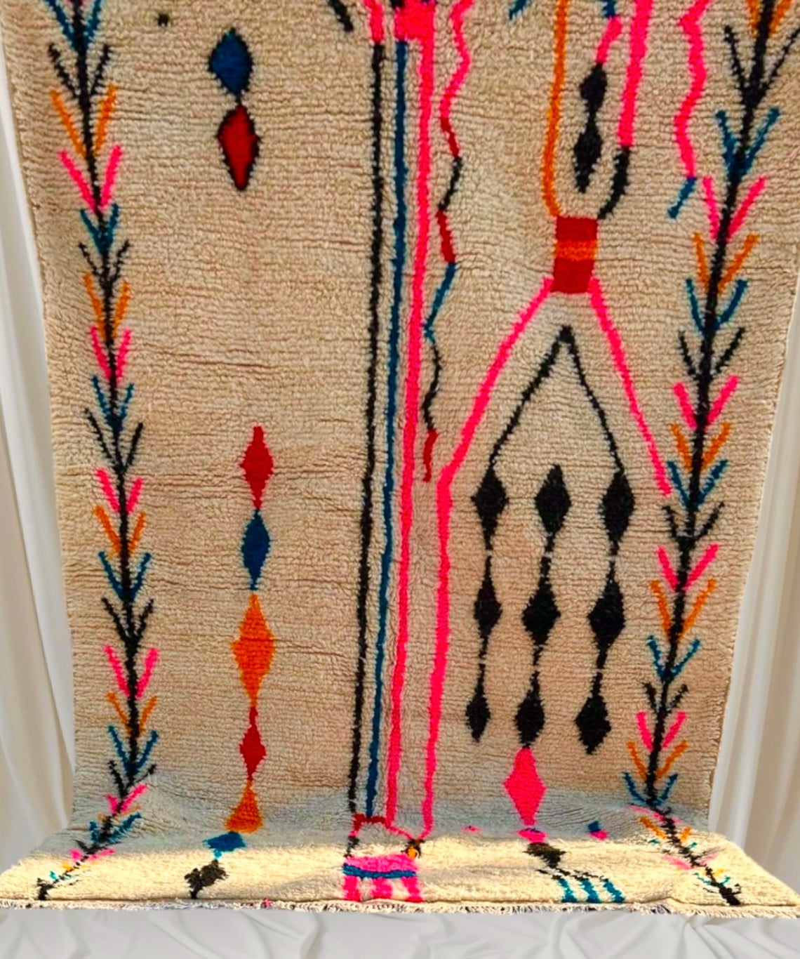 Azilal Rug, size 300 x 200 cm || 9.84 x 6.56 ft