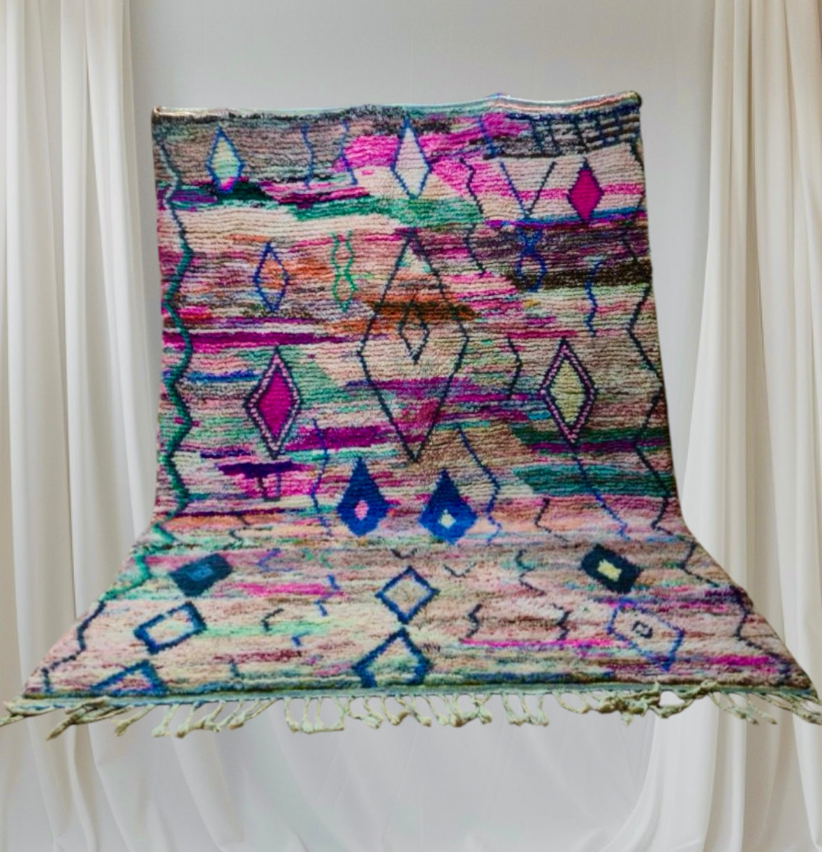 Handmade BOujaad Rug, size 300 x 200 cm || 9.84 x 6.56 ft