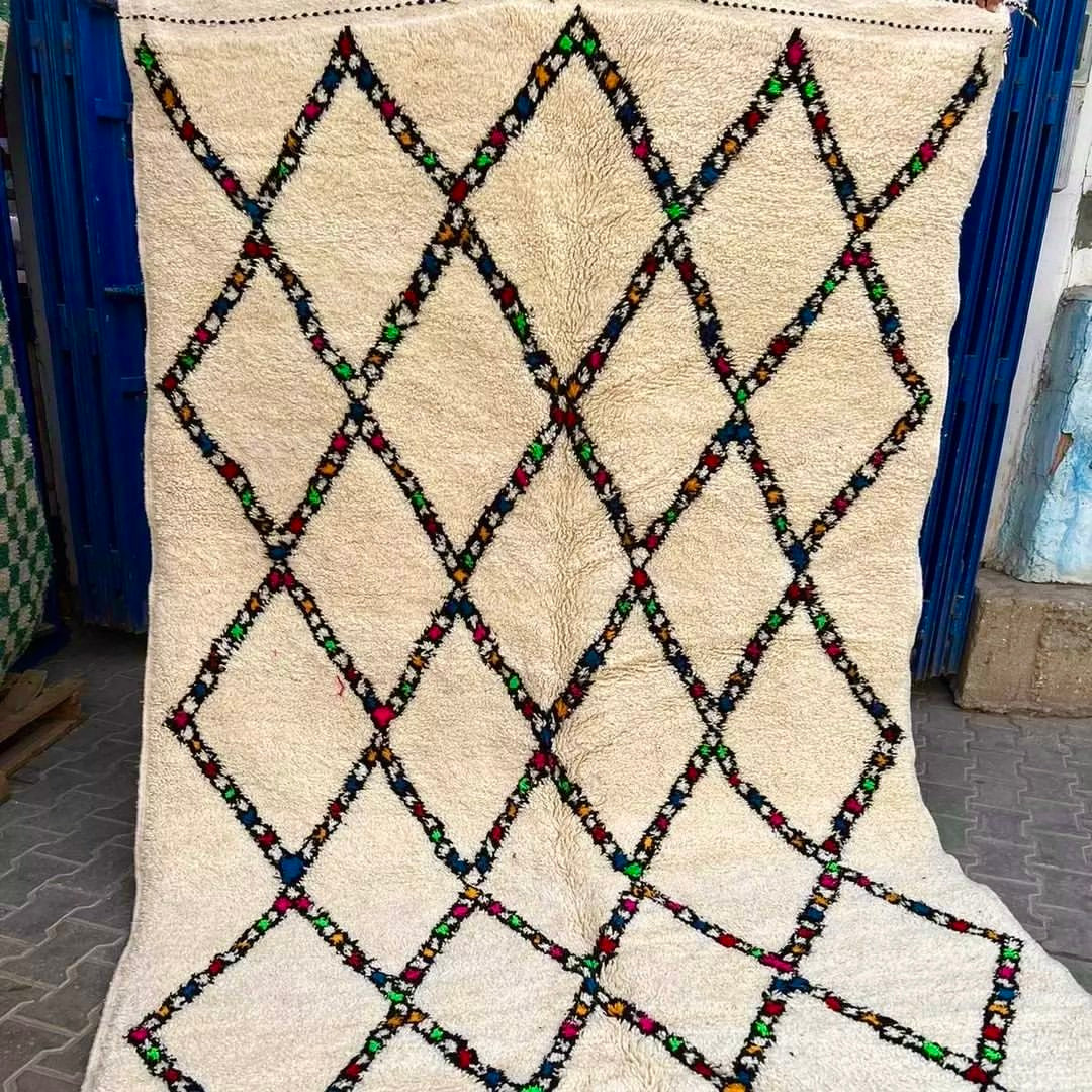 Azilal Rug, size 300 x 200 cm || 9.84 x 6.56 ft