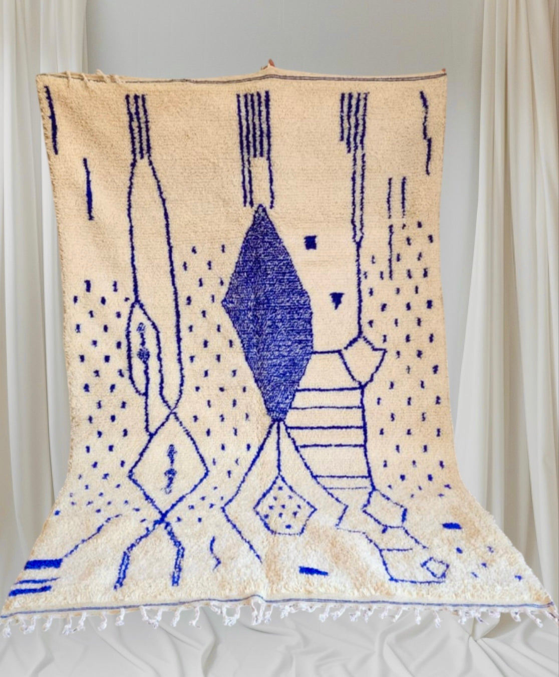 Handmade Azilal Rug, size 300 x 200 cm || 9.84 x 6.56 ft