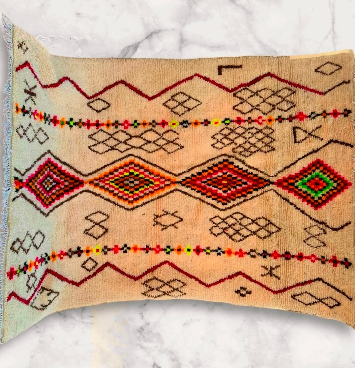 Azilal Rug, size 300 x 200 cm || 9.84 x 6.56 ft
