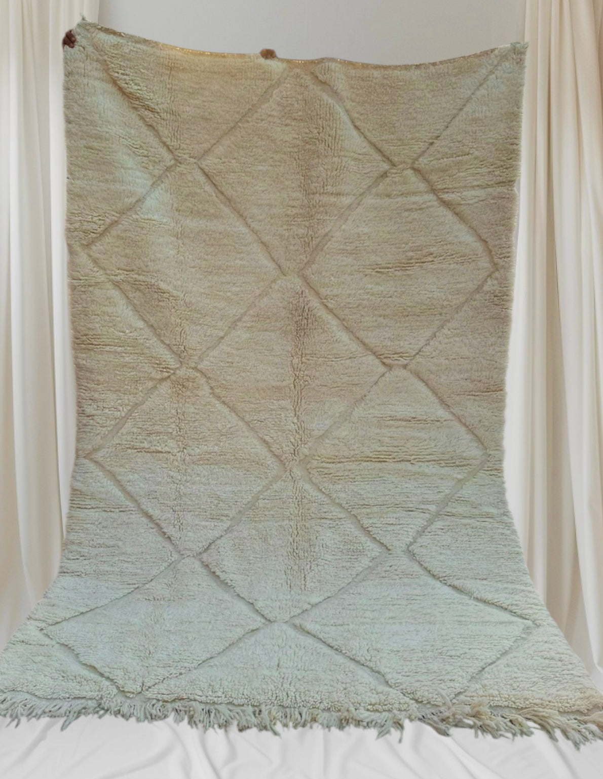 Beni Ouarain Rug size 250 x 150 cm || 8.2 x 4.92 ft