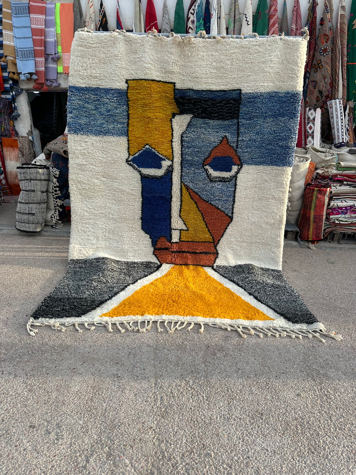 Handmade Azilal Rug, size 300 x 200 cm || 9.84 x 6.56 ft