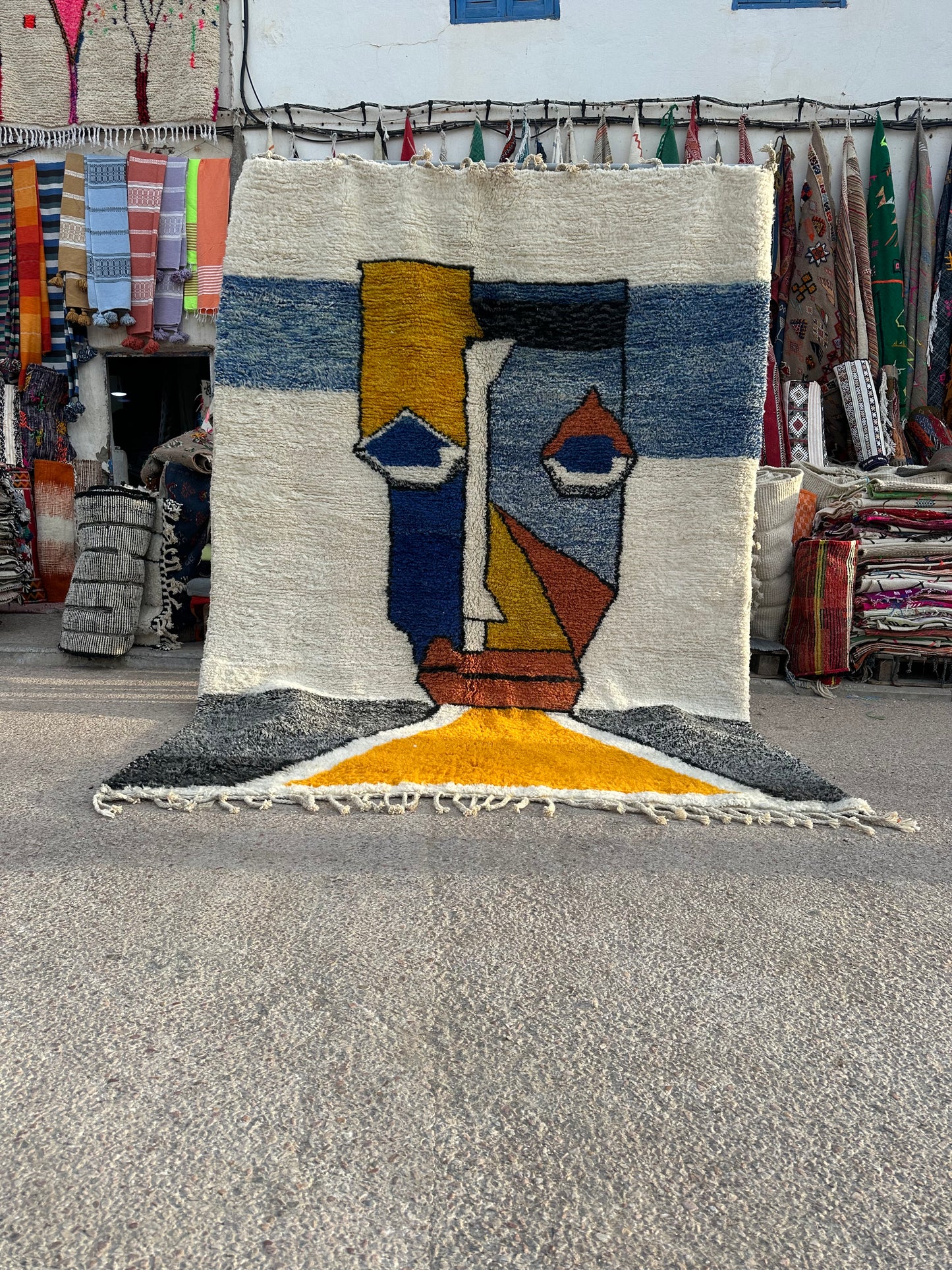 Handmade Azilal Rug, size 300 x 200 cm || 9.84 x 6.56 ft