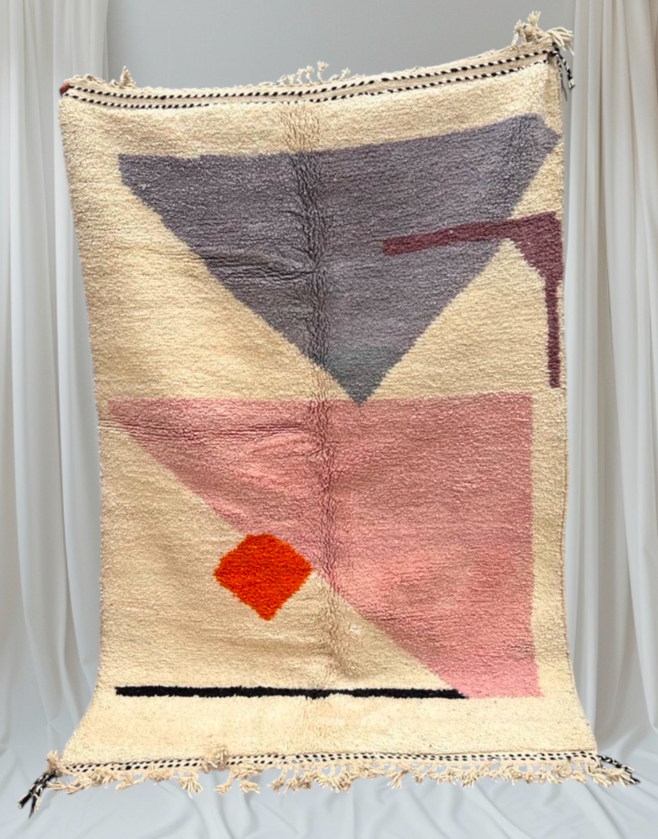 Beni Ouarain Rug size 250 x 150 cm || 8.2 x 4.92 ft
