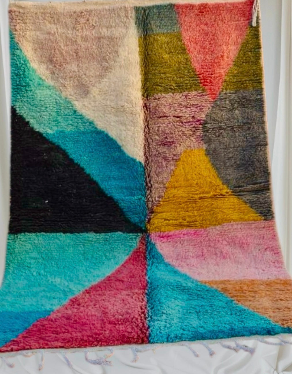 Beni Ouarain Rug size 250 x 150 cm || 8.2 x 4.92 ft