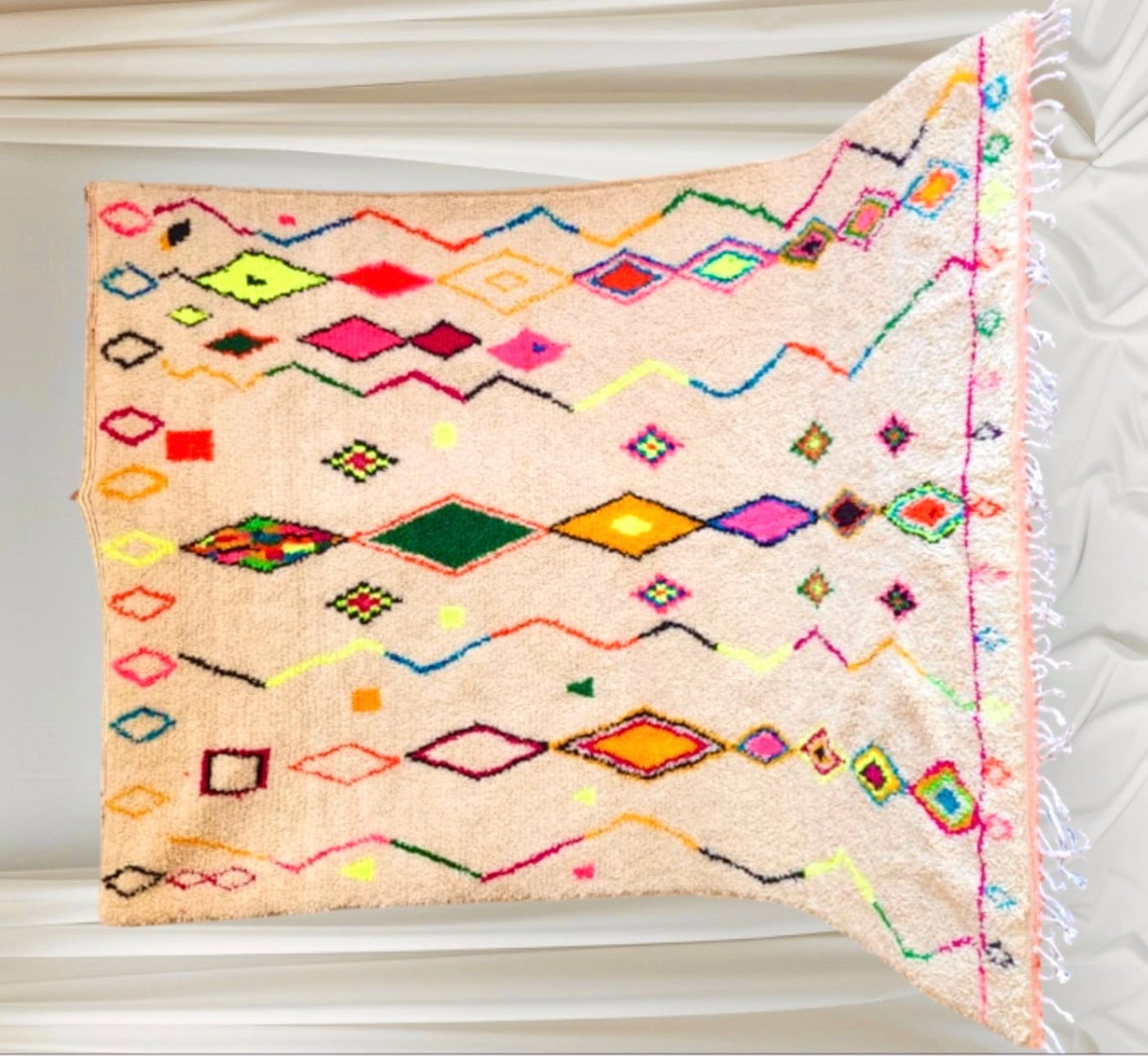 Handmade Azilal Rug, size 300 x 200 cm || 9.84 x 6.56 ft