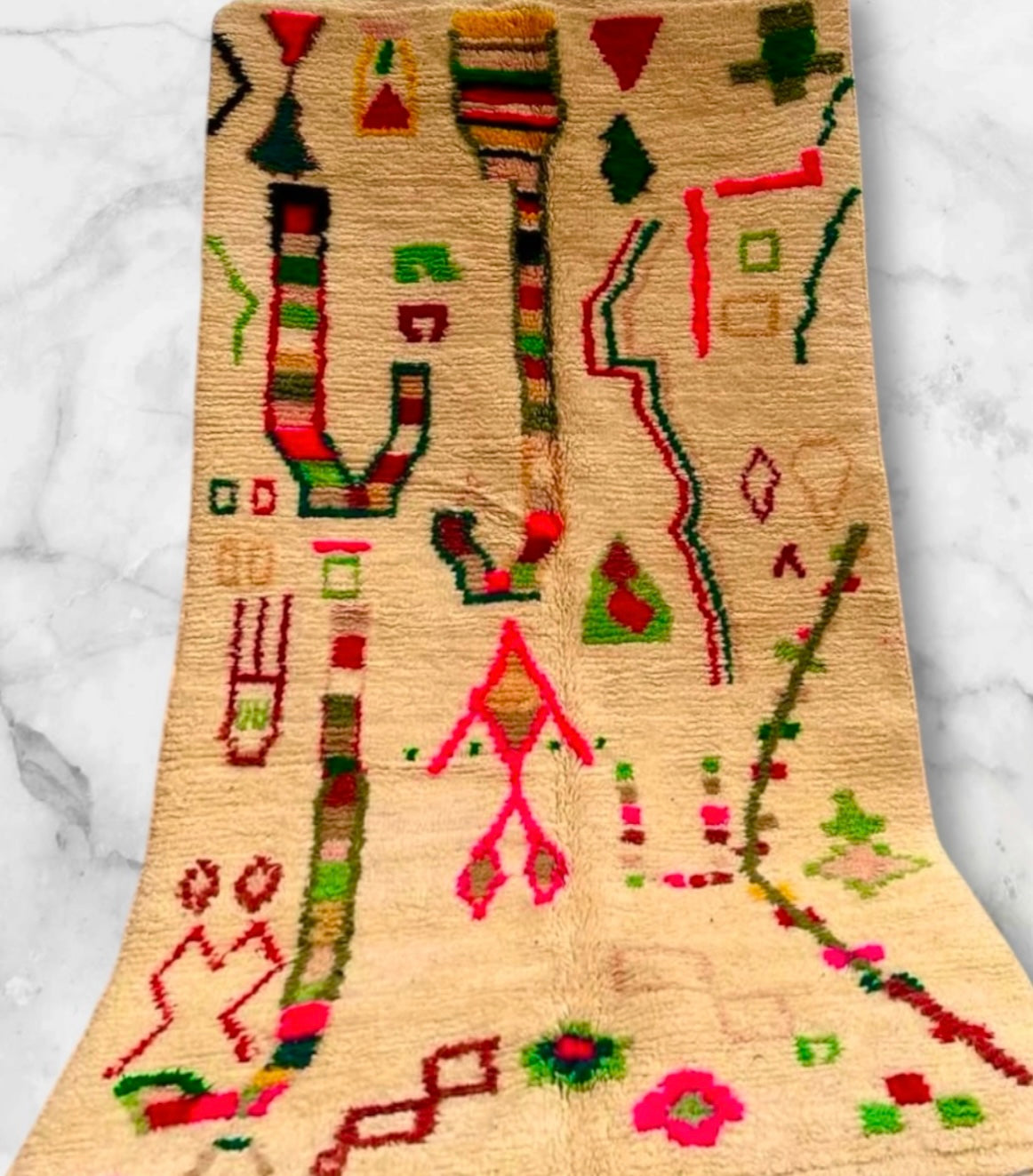 Handmade Azilal Rug, size 250 x 150 cm || 8.2 x 4.92 ft