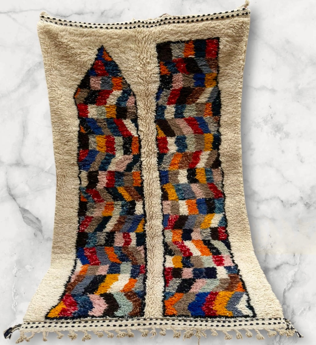 Beni Ouarain Rug size 250 x 150 cm || 8.2 x 4.92 ft