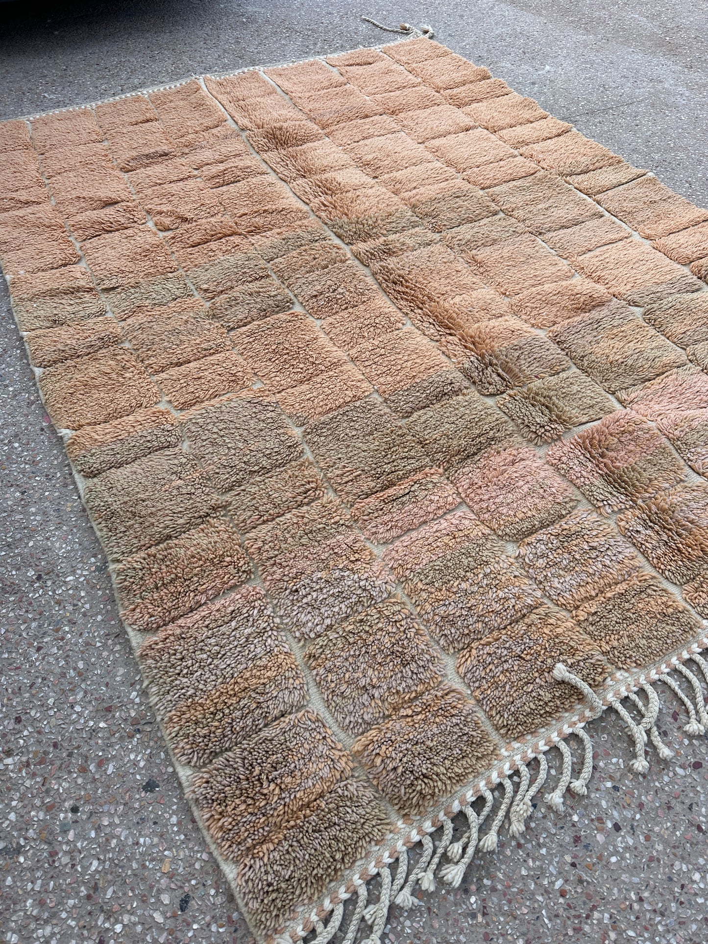 Beni Ouarain Rug size 300 x 200 cm || 9.84 x 6.56 ft