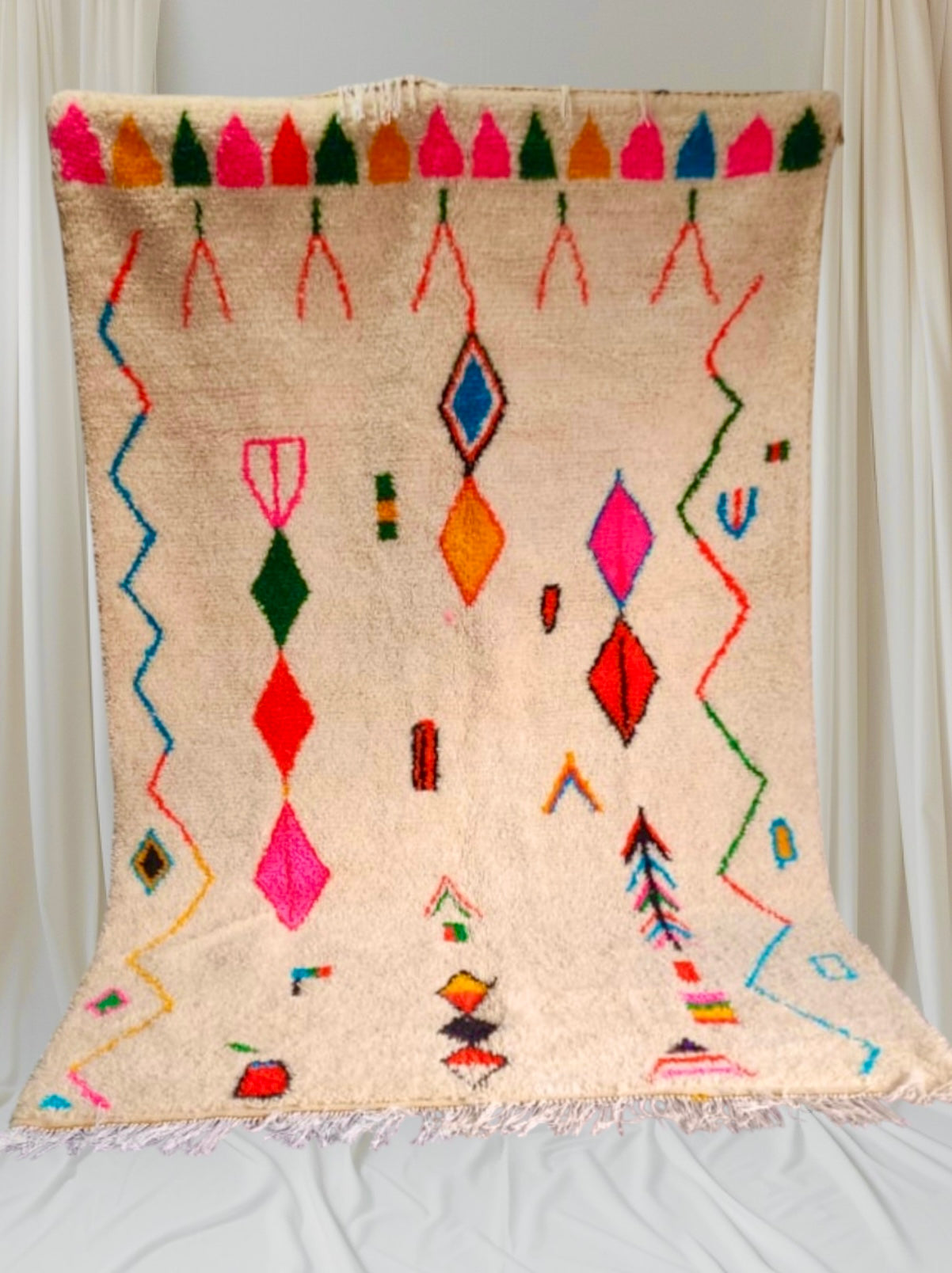 Azilal Rug, size 300 x 200 cm || 9.84 x 6.56 ft