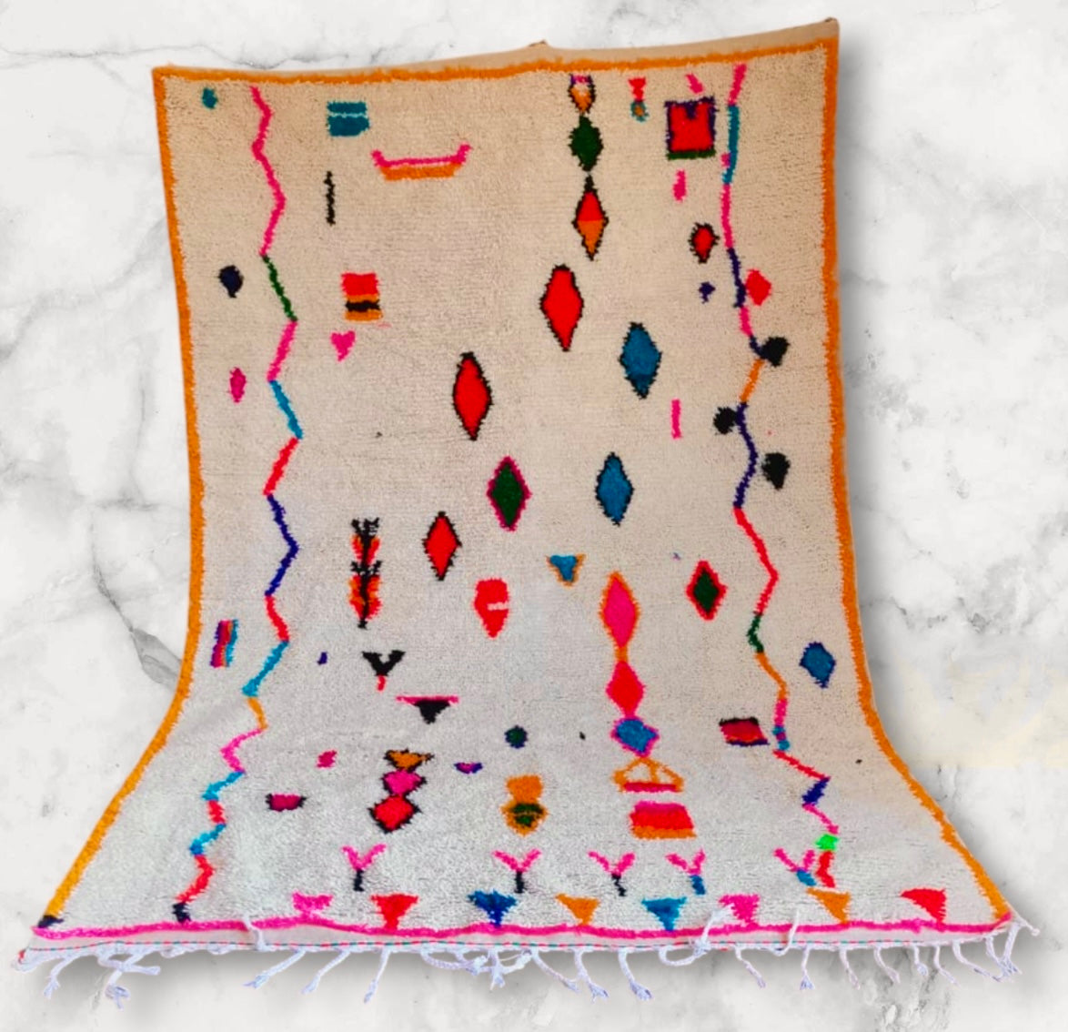 Azilal Rug, size 300 x 200 cm || 9.84 x 6.56 ft