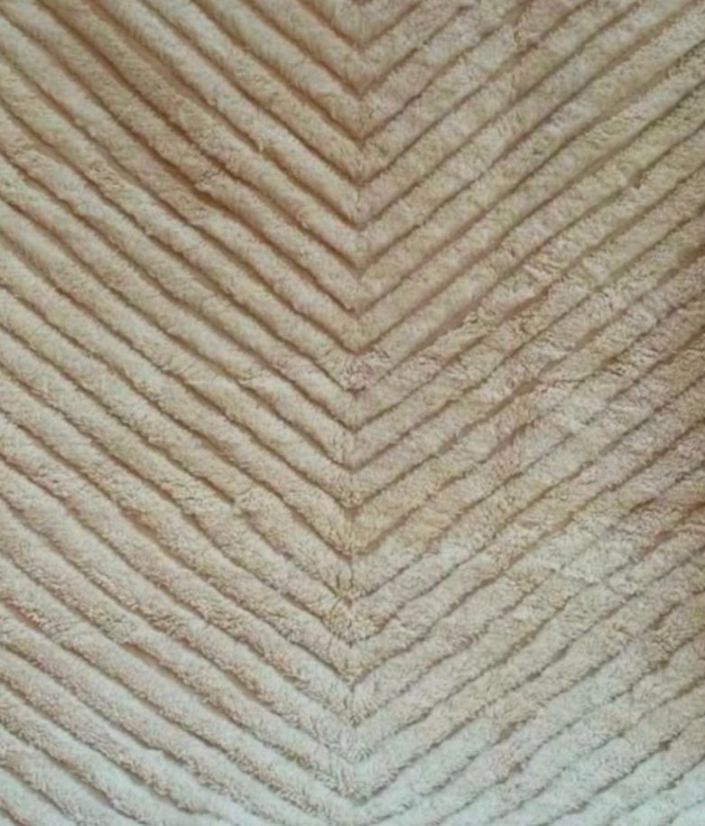 Beni Ouarain Rug size 250 x 150 cm || 8.2 x 4.92 ft