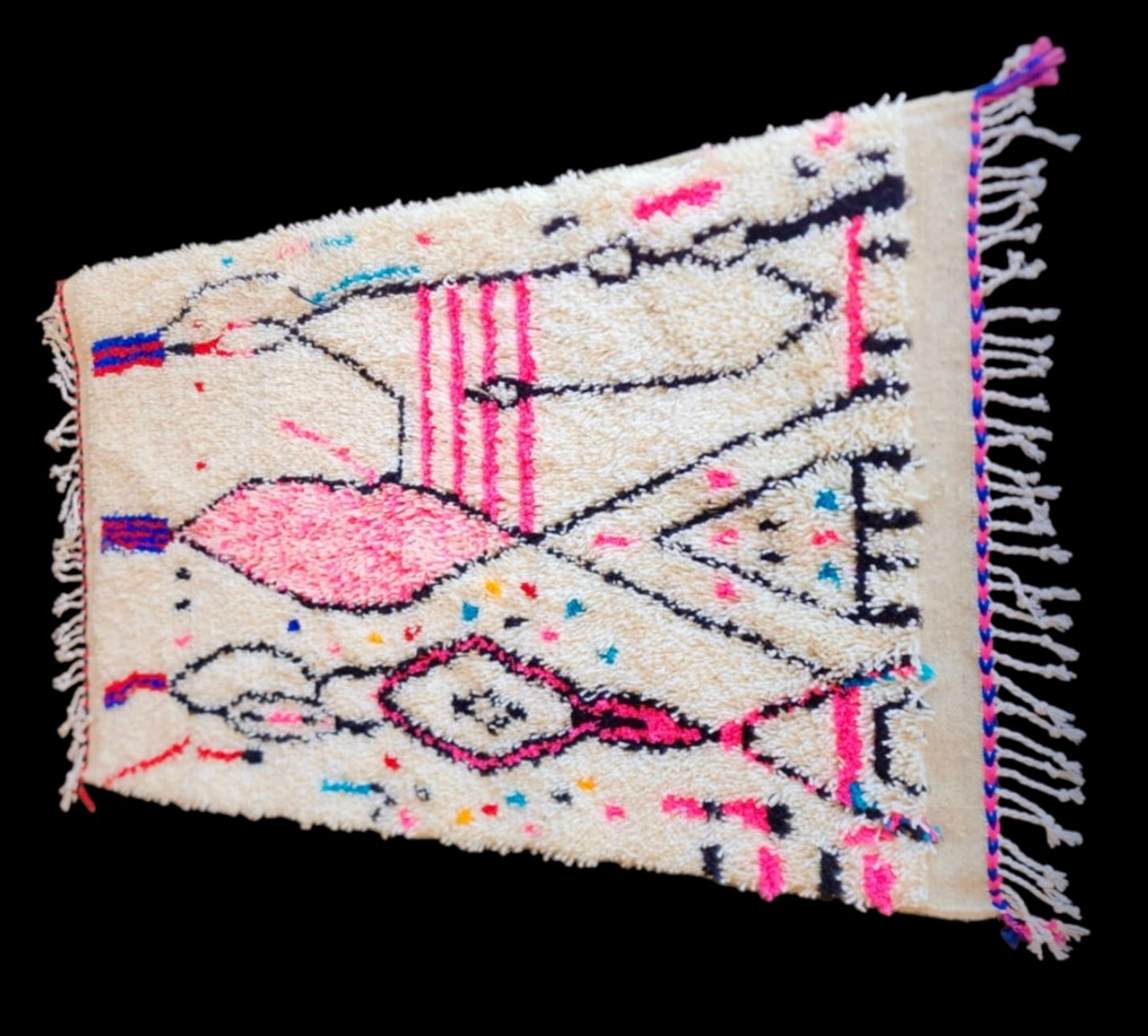 Handmade Azilal Rug, size 150 x 100 cm (4.92 x 3.28 ft)