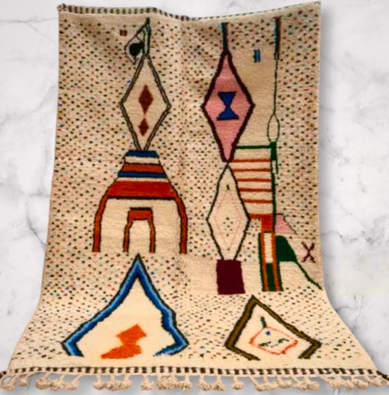 Handmade Azilal Rug, size 250 x 150 cm || 8.2 x 4.92 ft