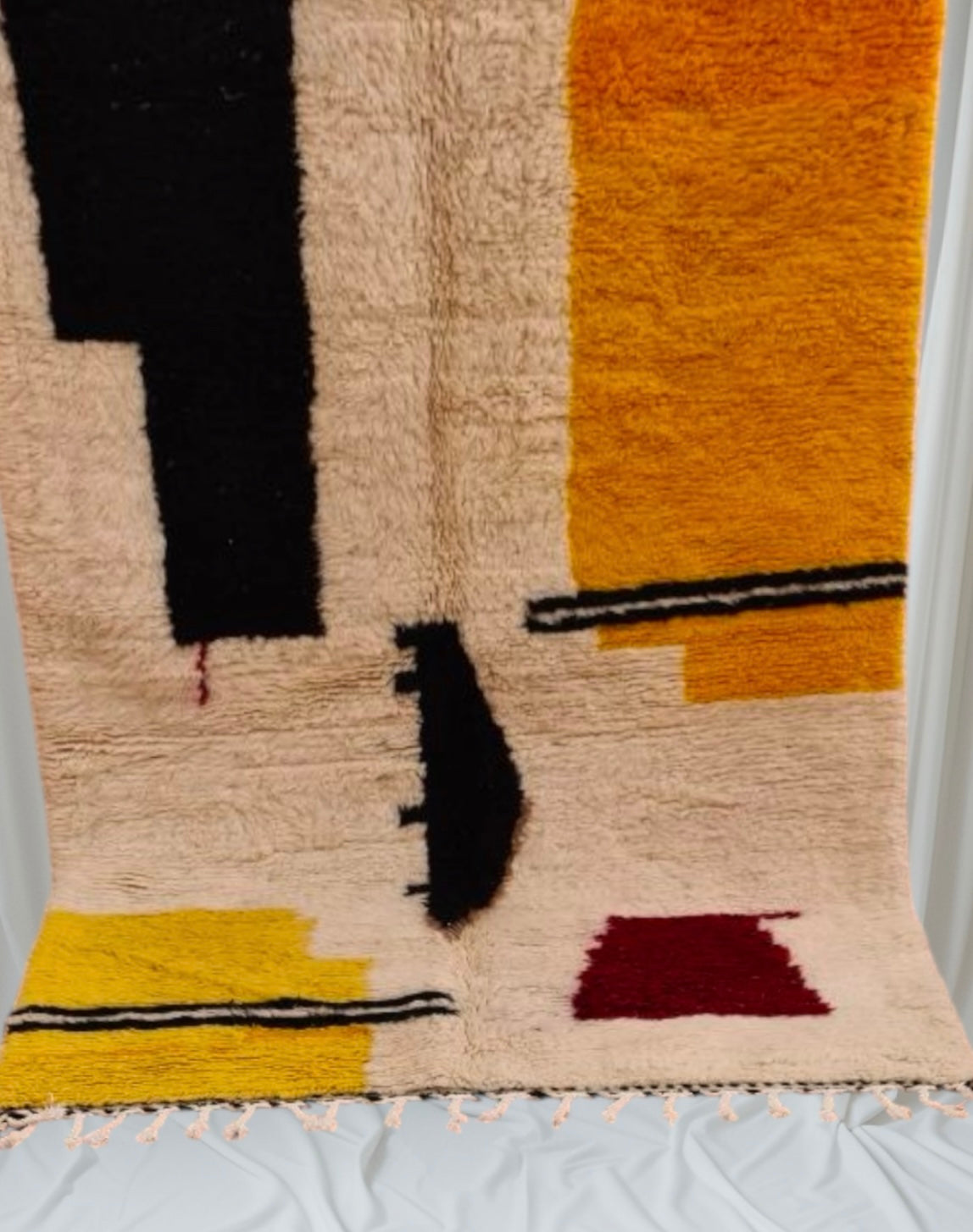Beni Ouarain Rug size 250 x 150 cm || 8.2 x 4.92 ft