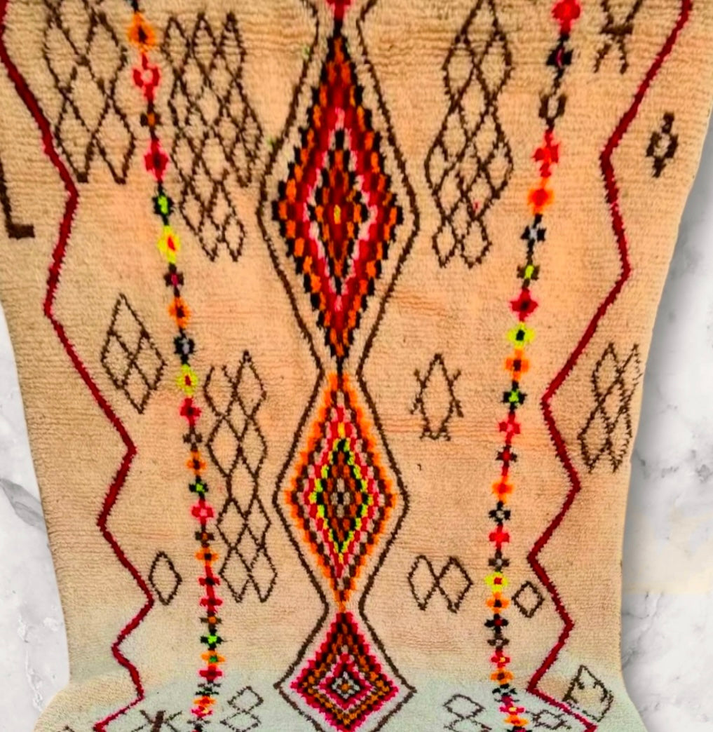 Azilal Rug, size 300 x 200 cm || 9.84 x 6.56 ft