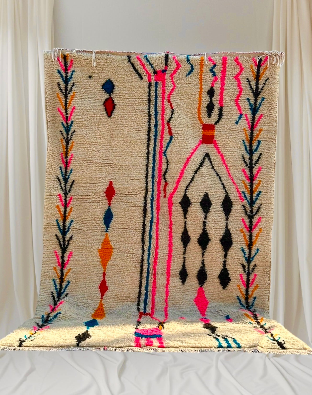 Azilal Rug, size 300 x 200 cm || 9.84 x 6.56 ft