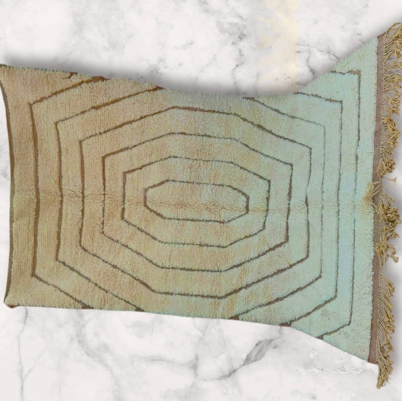 Beni Ouarain Rug size 250 x 150 cm || 8.2 x 4.92 ft