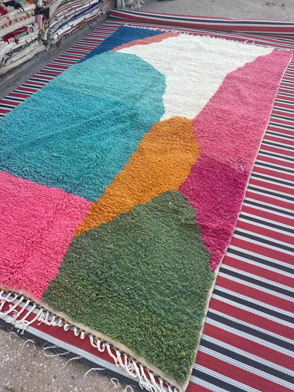 Handmade Azilal Rug, size 300 x 200 cm || 9.84 x 6.56 ft