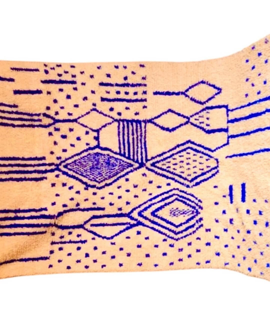 Handmade Azilal Rug, size 250 x 150 cm || 8.2 x 4.92 ft