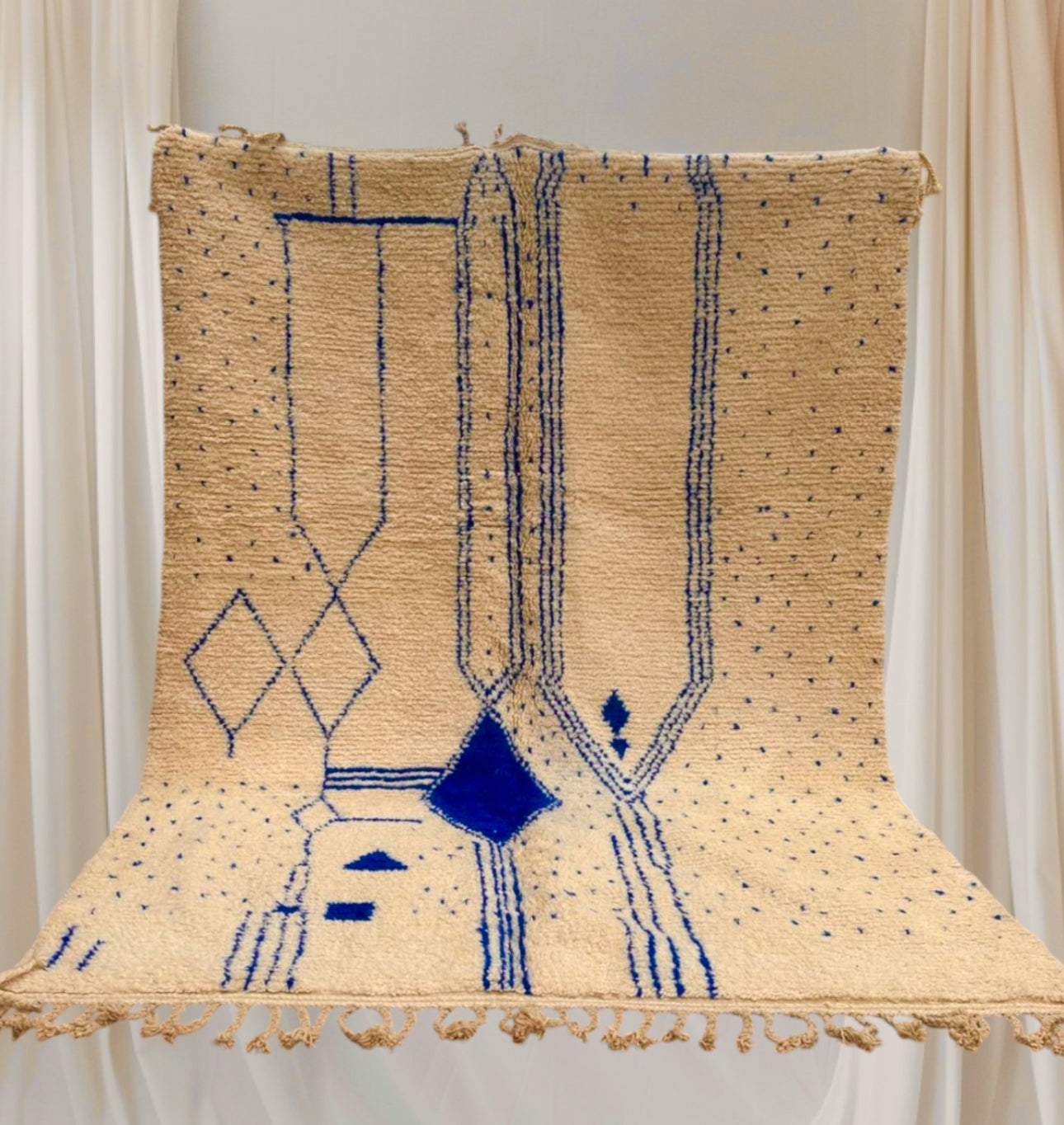 Beni Ouarain Rug size 300 x 200 cm || 9.84 x 6.56 ft