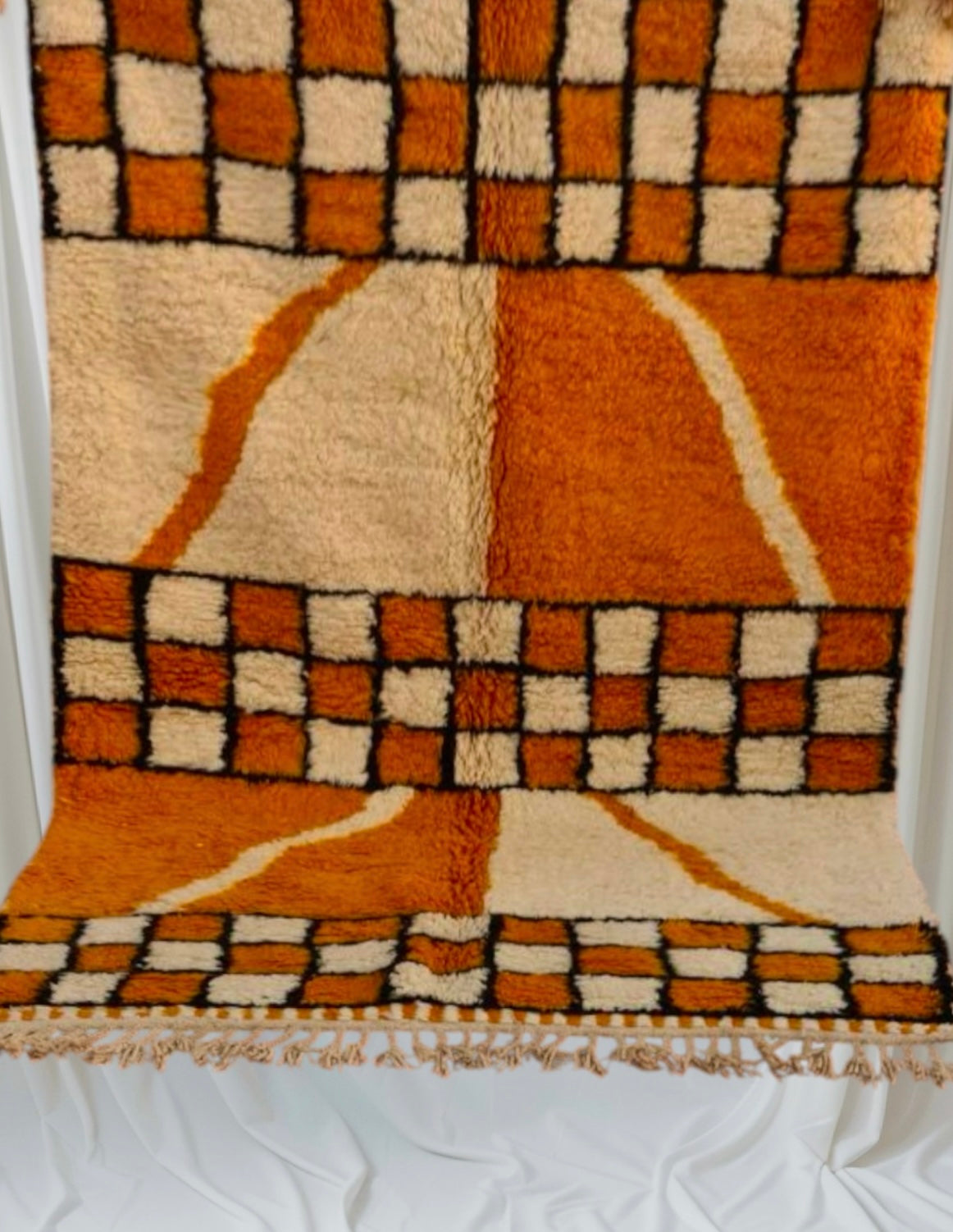 Beni Ouarain Rug size 250 x 150 cm || 8.2 x 4.92 ft