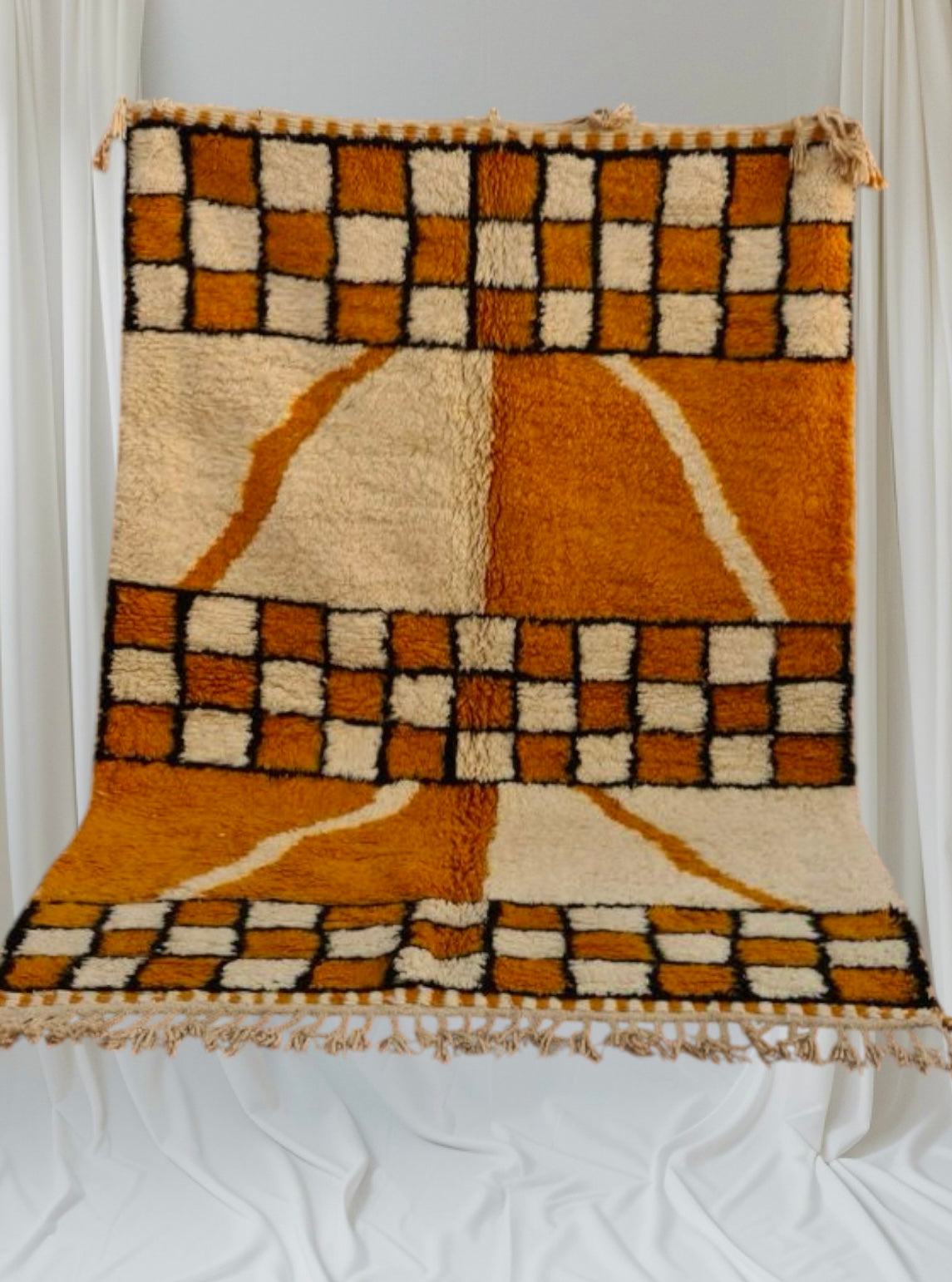 Beni Ouarain Rug size 250 x 150 cm || 8.2 x 4.92 ft