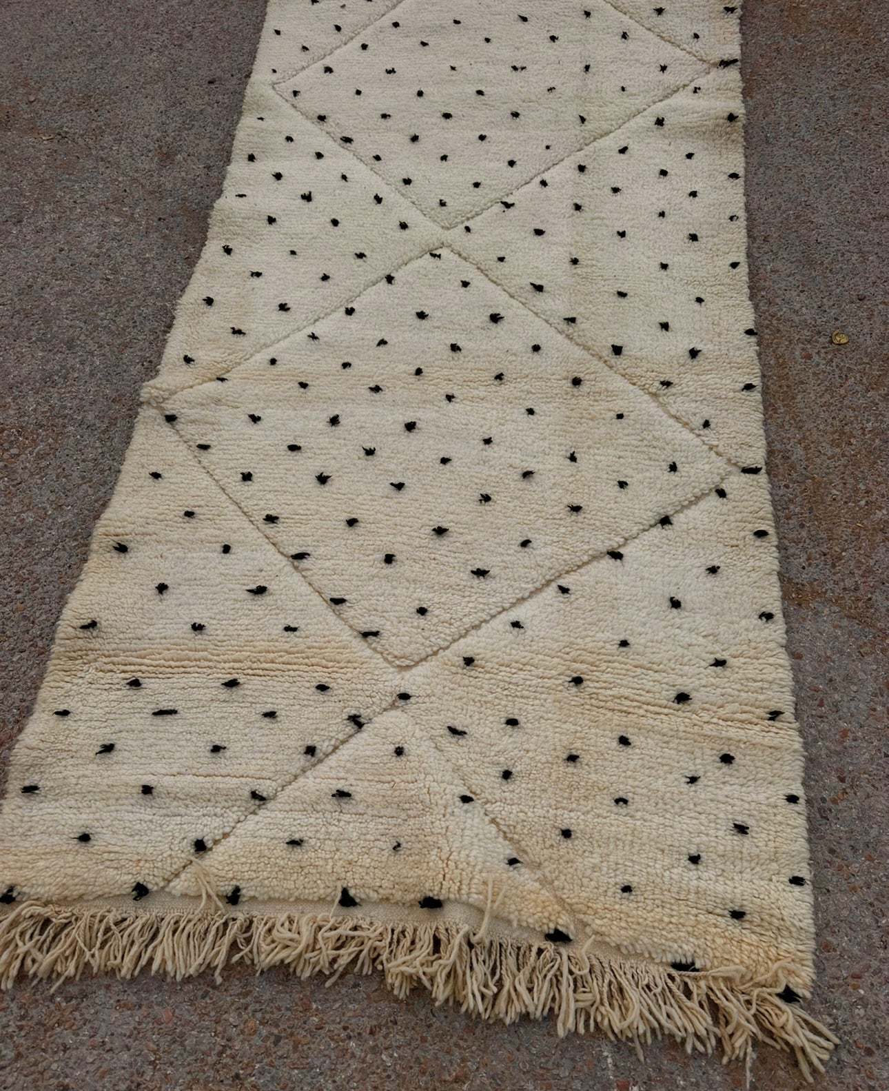 Carpet beni ourain size 596x110cm