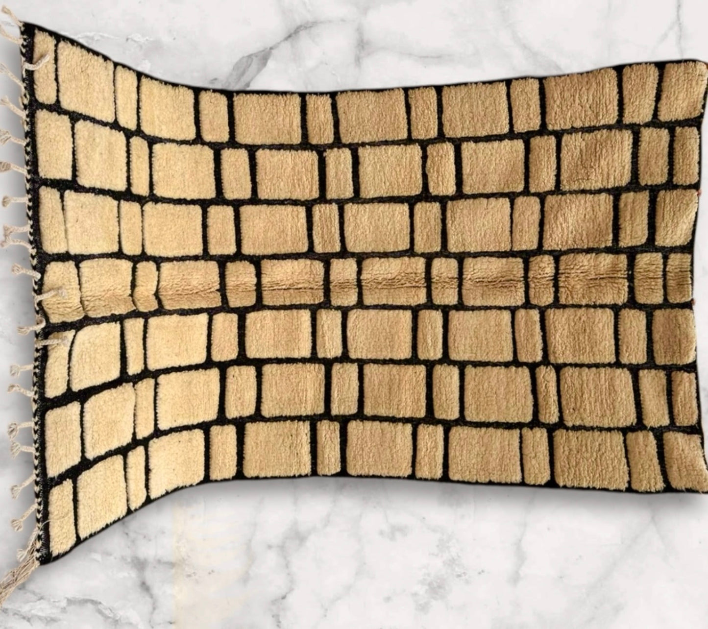 Beni Ouarain Rug size 250 x 150 cm || 8.2 x 4.92 ft