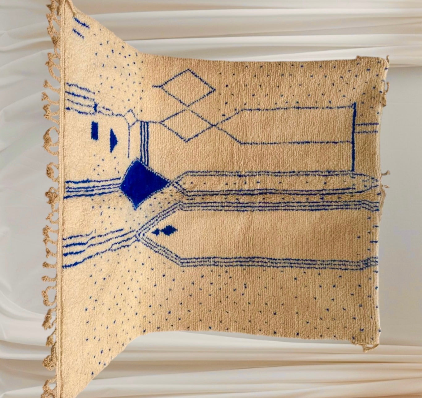 Beni Ouarain Rug size 300 x 200 cm || 9.84 x 6.56 ft