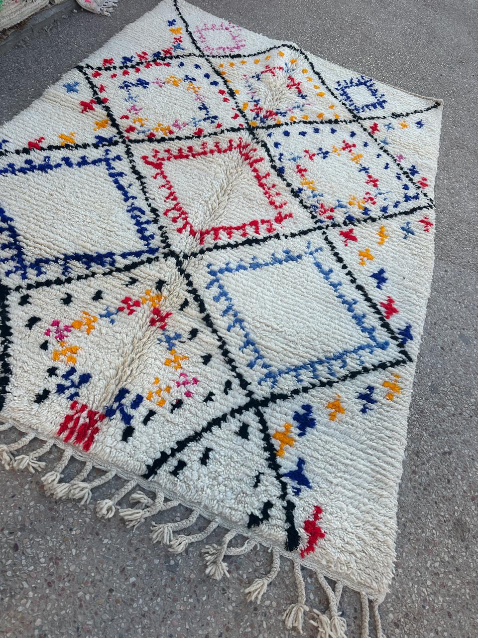 Handmade Azilal Rug, size 300 x 200 cm || 9.84 x 6.56 ft