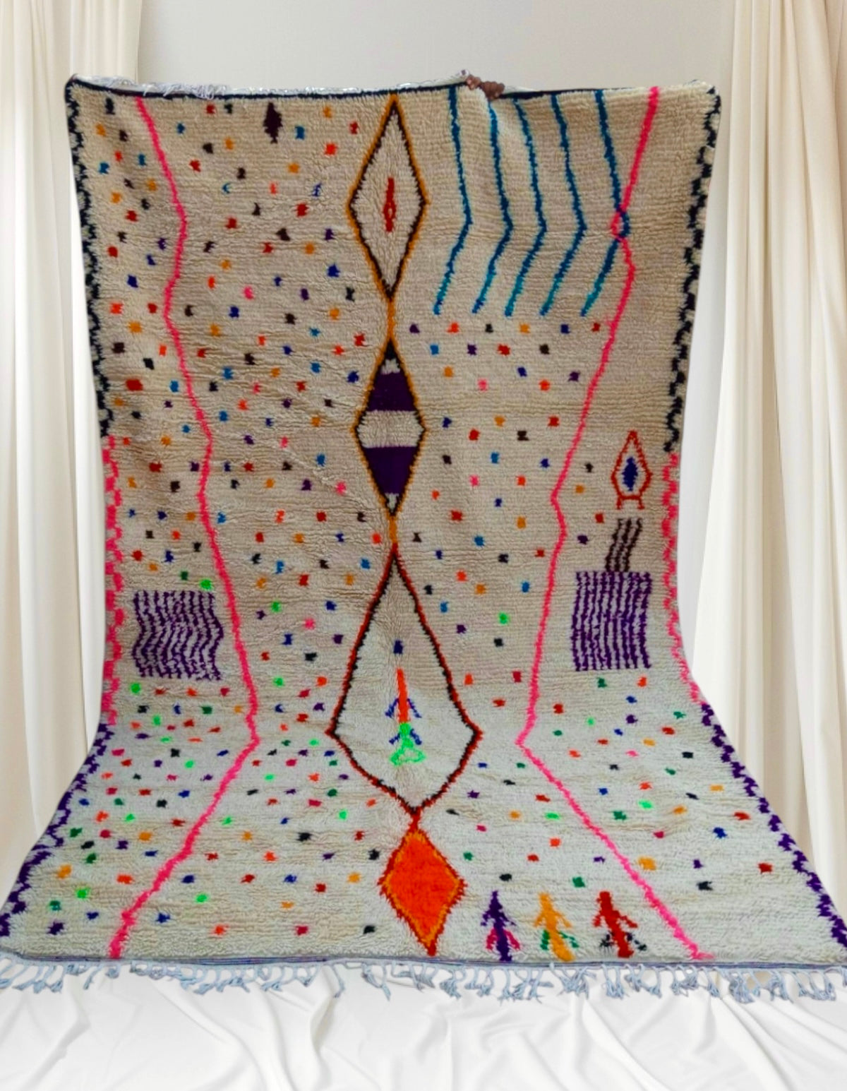 Azilal Rug, size 300 x 200 cm || 9.84 x 6.56 ft