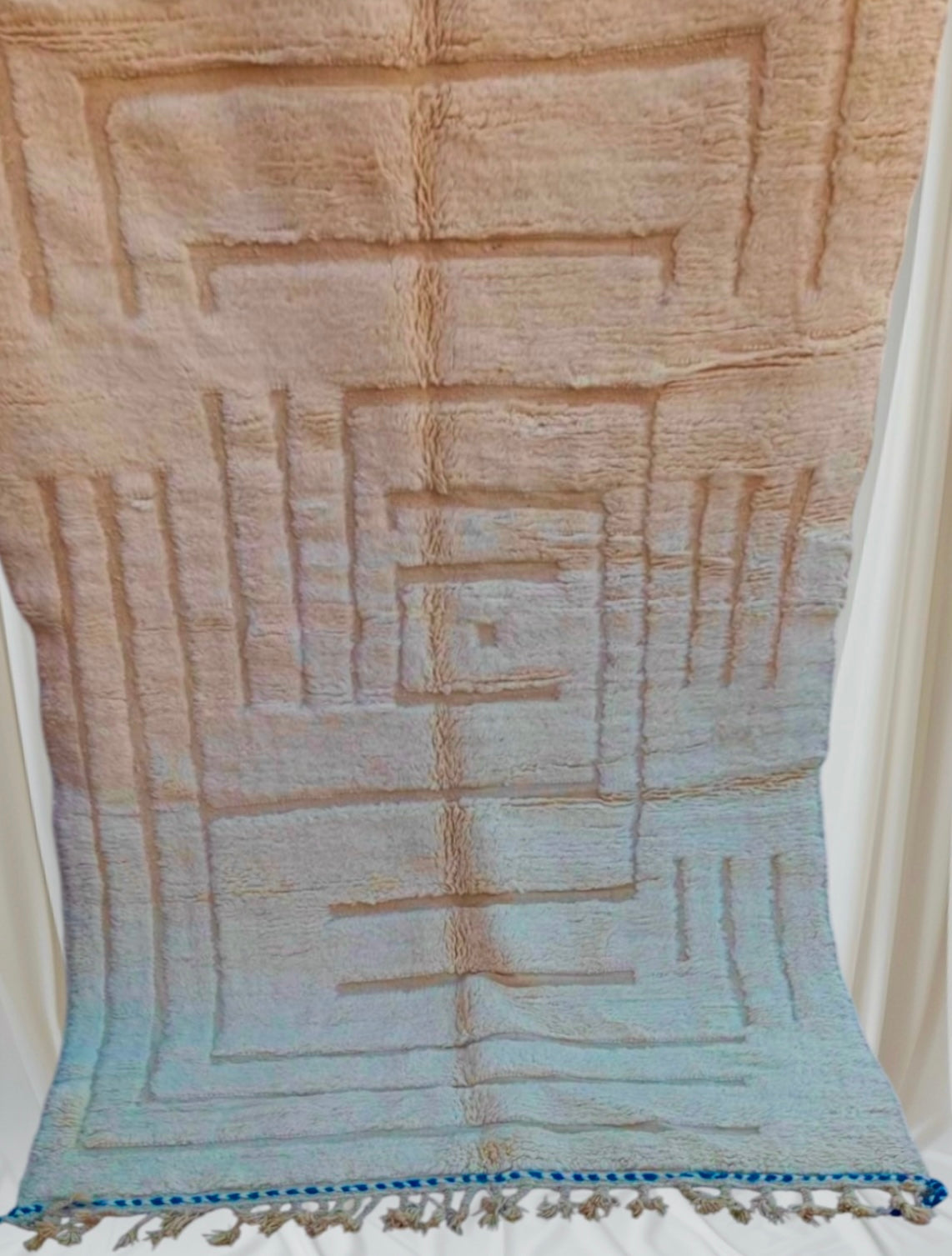 Beni Ouarain Rug size 250 x 150 cm || 8.2 x 4.92 ft