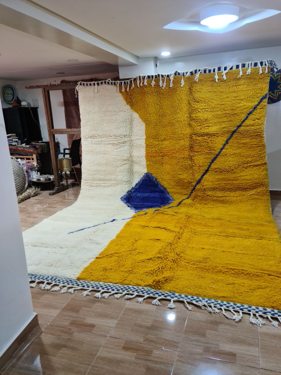 Beni ourani Rug size 400 x 272 cm