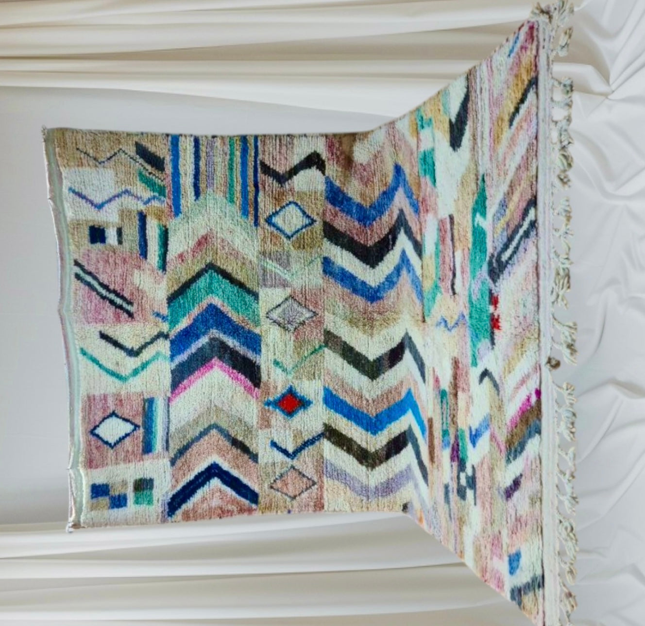 Handmade BOujaad Rug, size 300 x 200 cm || 9.84 x 6.56 ft