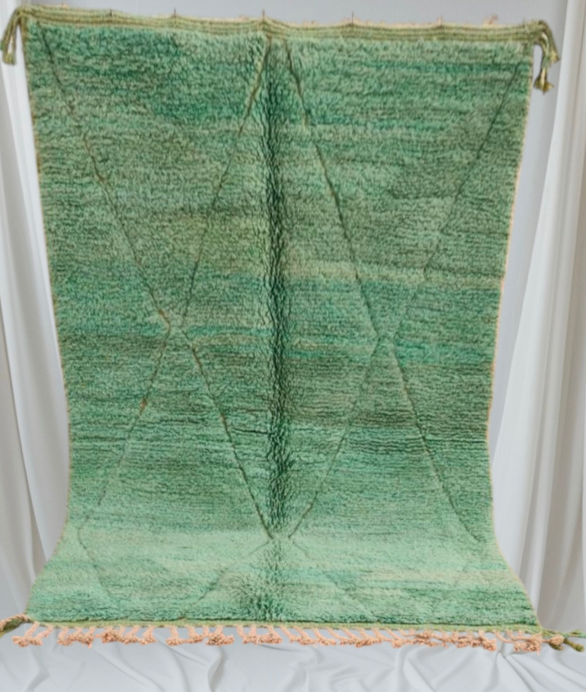 Beni Ouarain Rug size 250 x 150 cm || 8.2 x 4.92 ft