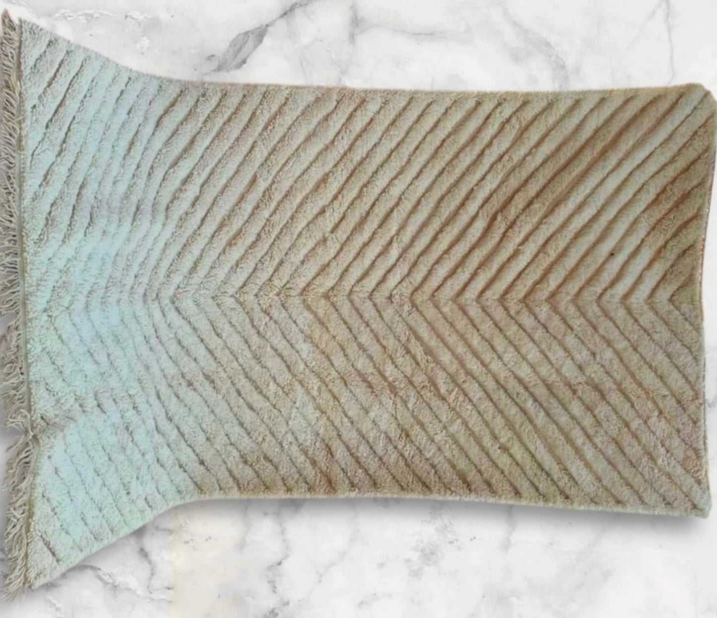 Beni Ouarain Rug size 250 x 150 cm || 8.2 x 4.92 ft