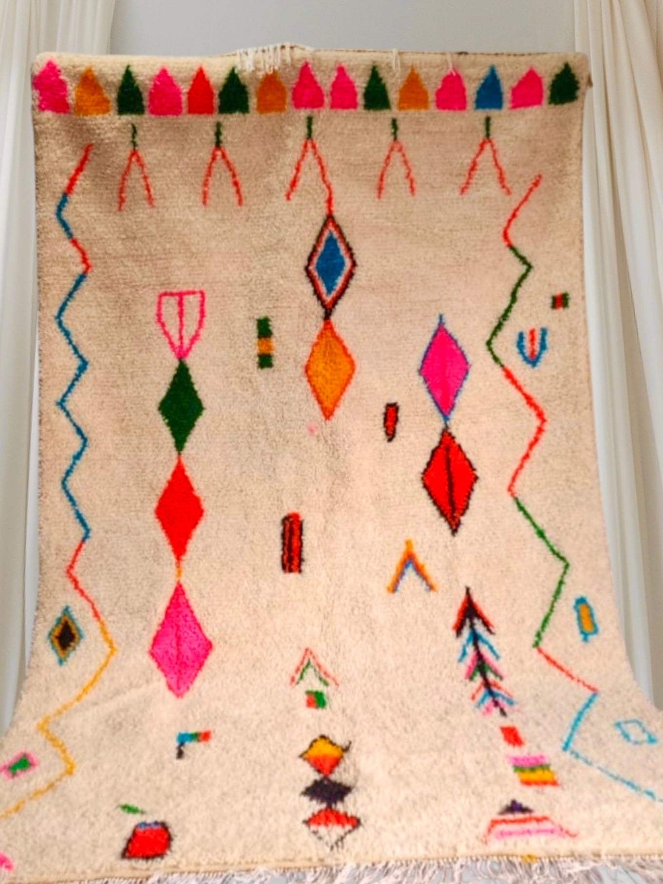 Azilal Rug, size 300 x 200 cm || 9.84 x 6.56 ft