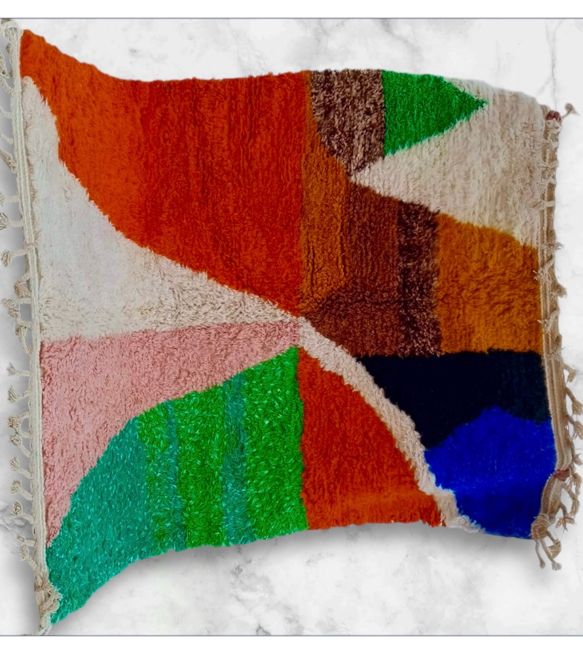 Beni Ouarain Rug size 250 x 150 cm || 8.2 x 4.92 ft