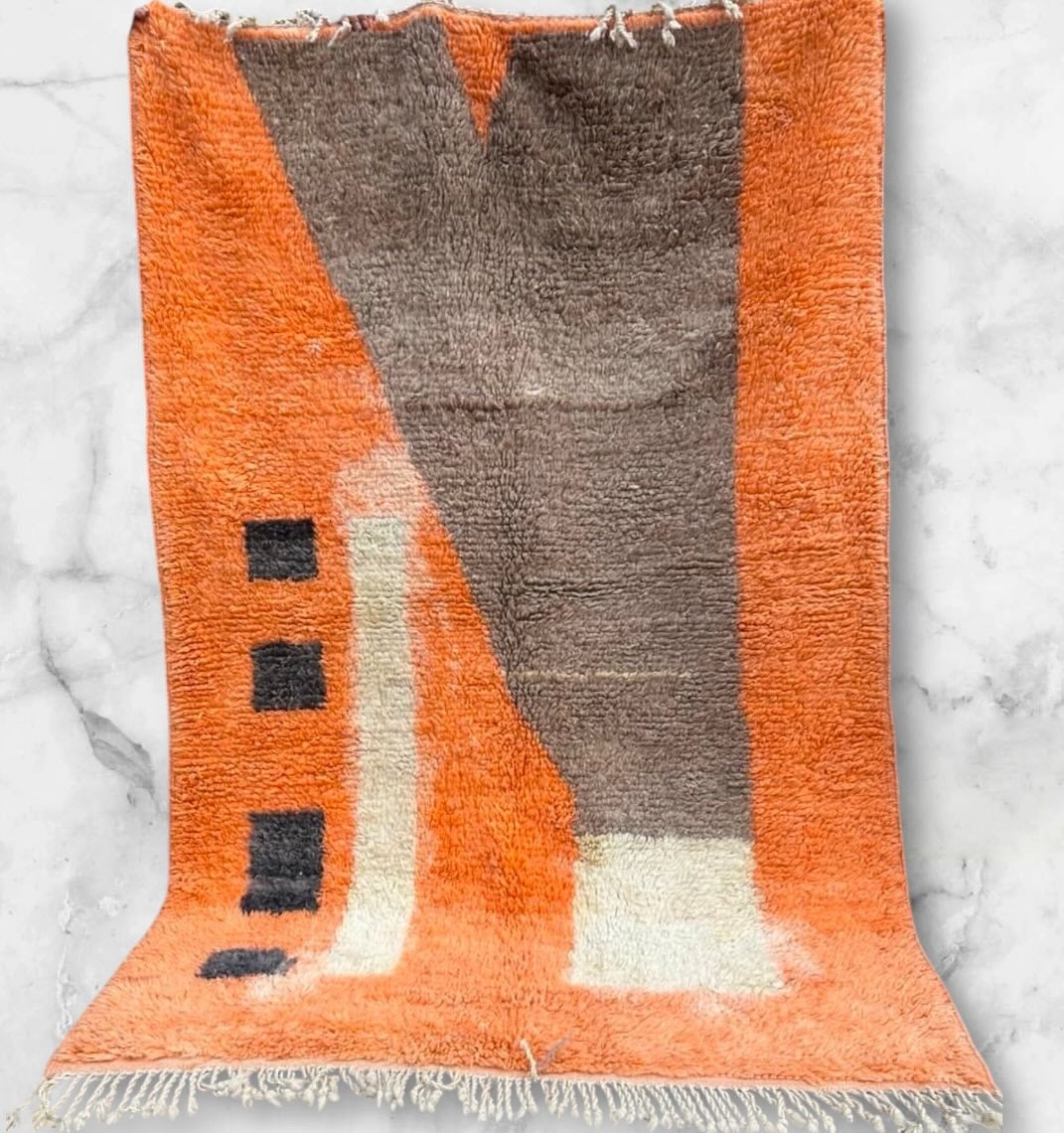 Handmade Azilal Rug, size 250 x 150 cm || 8.2 x 4.92 ft