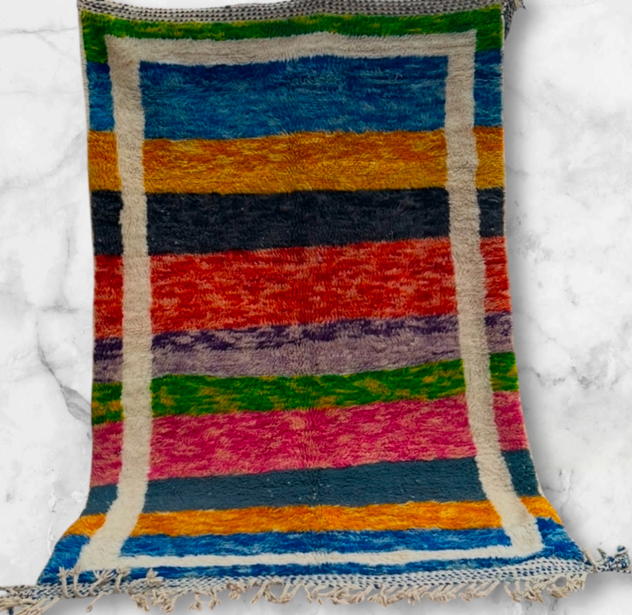 Handmade Azilal Rug, size 250 x 150 cm || 8.2 x 4.92 ft